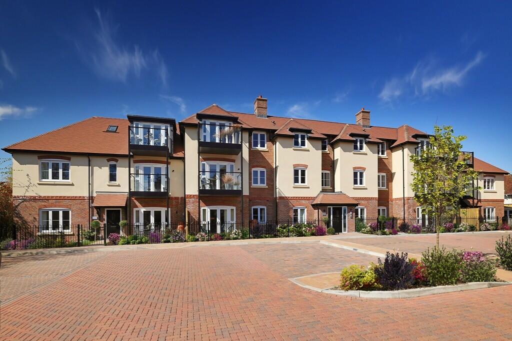 Longcross Place