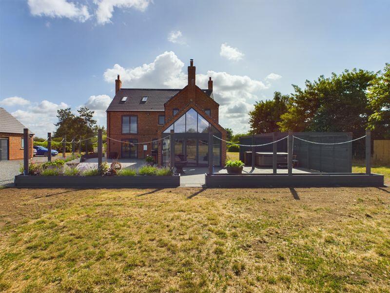 Rear elevation/garden