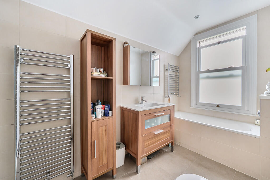 1326622-17-6880c9...