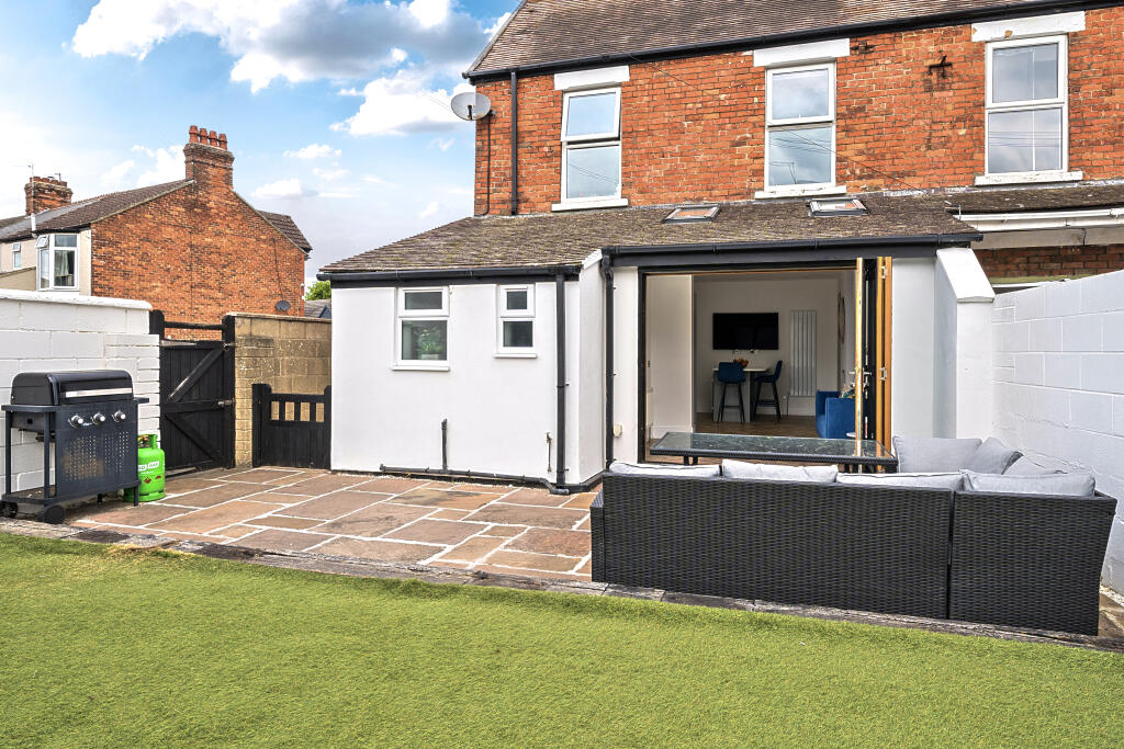 186821e3e1936a51293735arw18