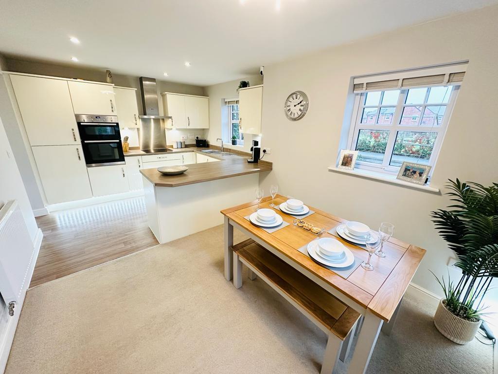 Kitchen Diner