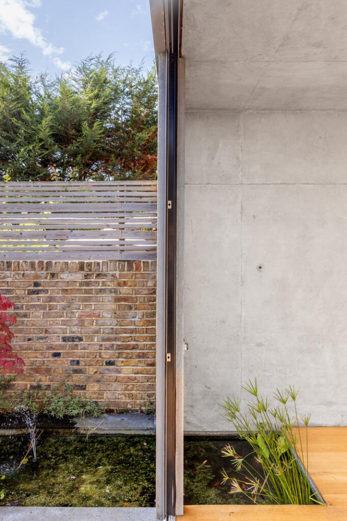 232029 - FrithvilleGardensLondon-JSouteyrat-144...