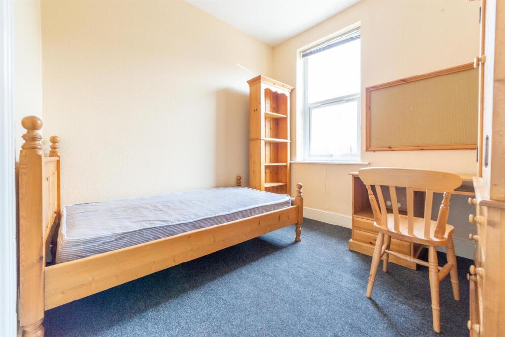 room 4