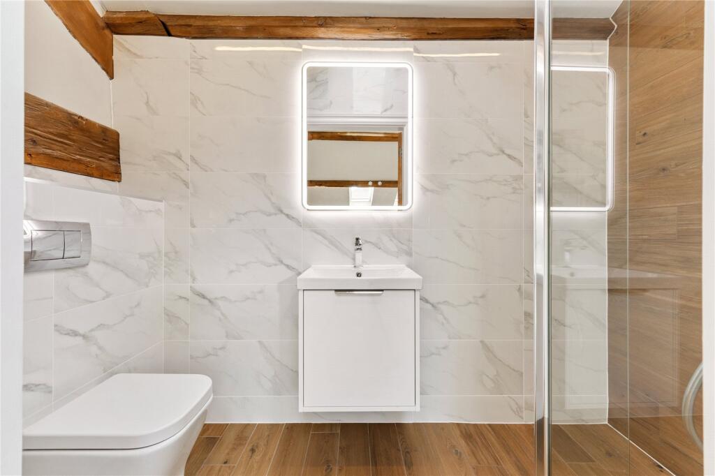 Ensuite
