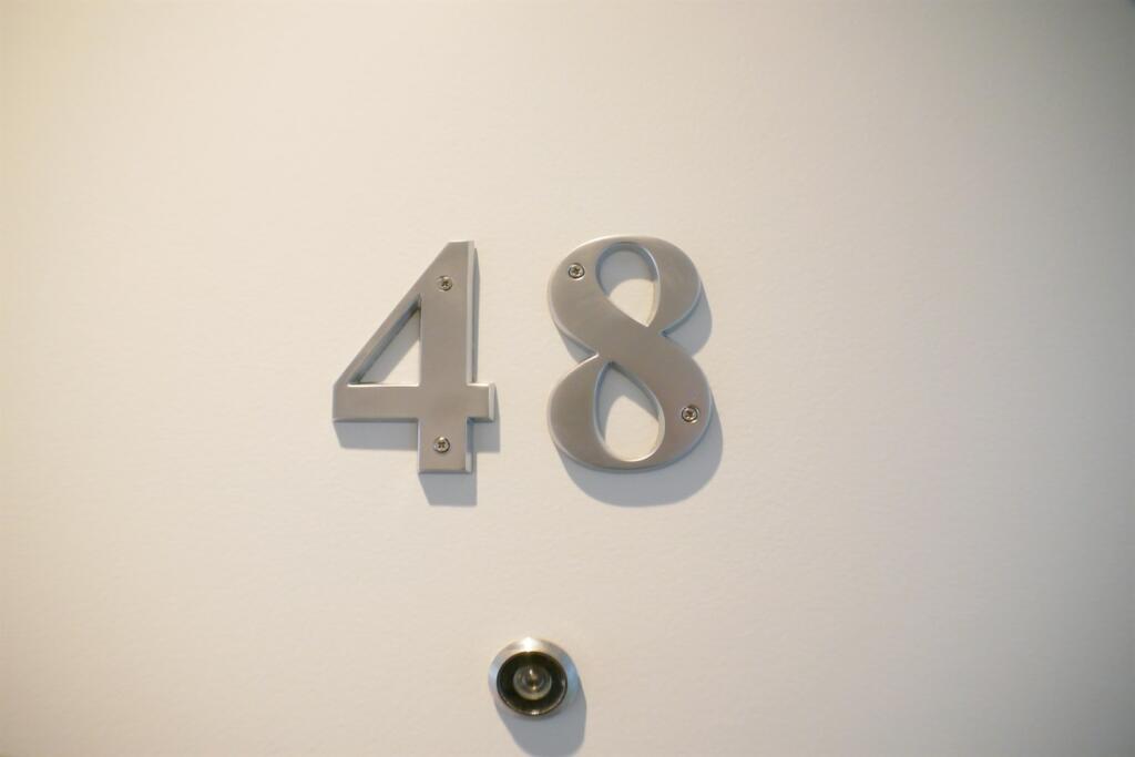 48 Riverside Court