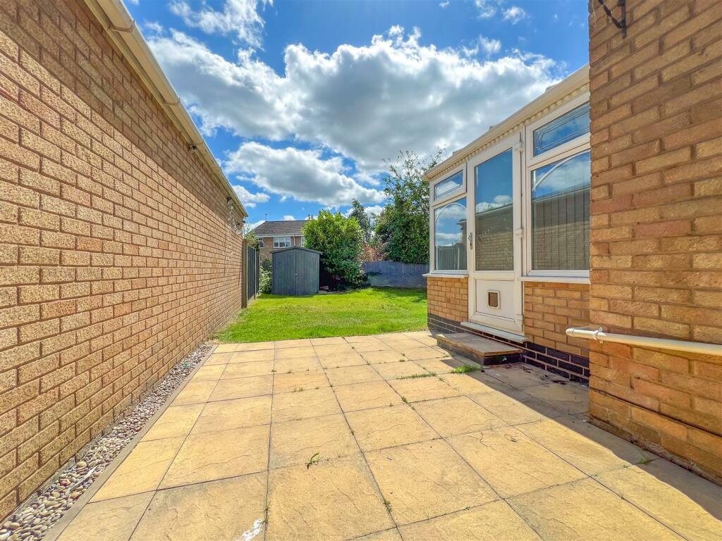 Bettina Close - Image-10.jpg