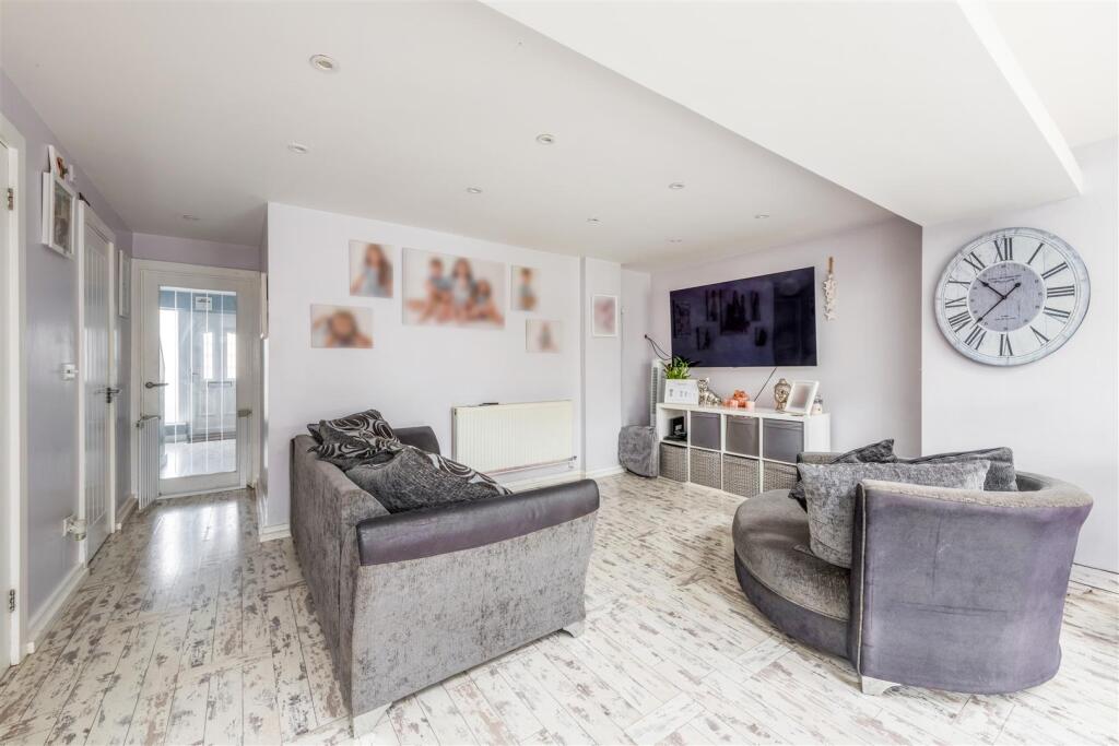 14 Upper Kingston Lane-7.jpg