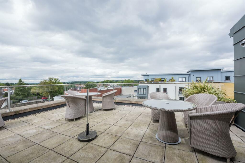 RoofTerrace.jpg