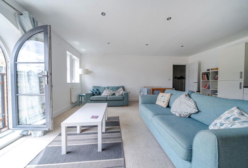 1317970-9-686e69e...