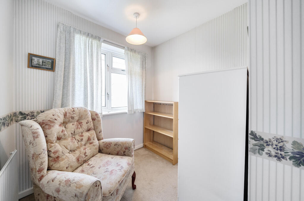 1320586-7-6876a76...