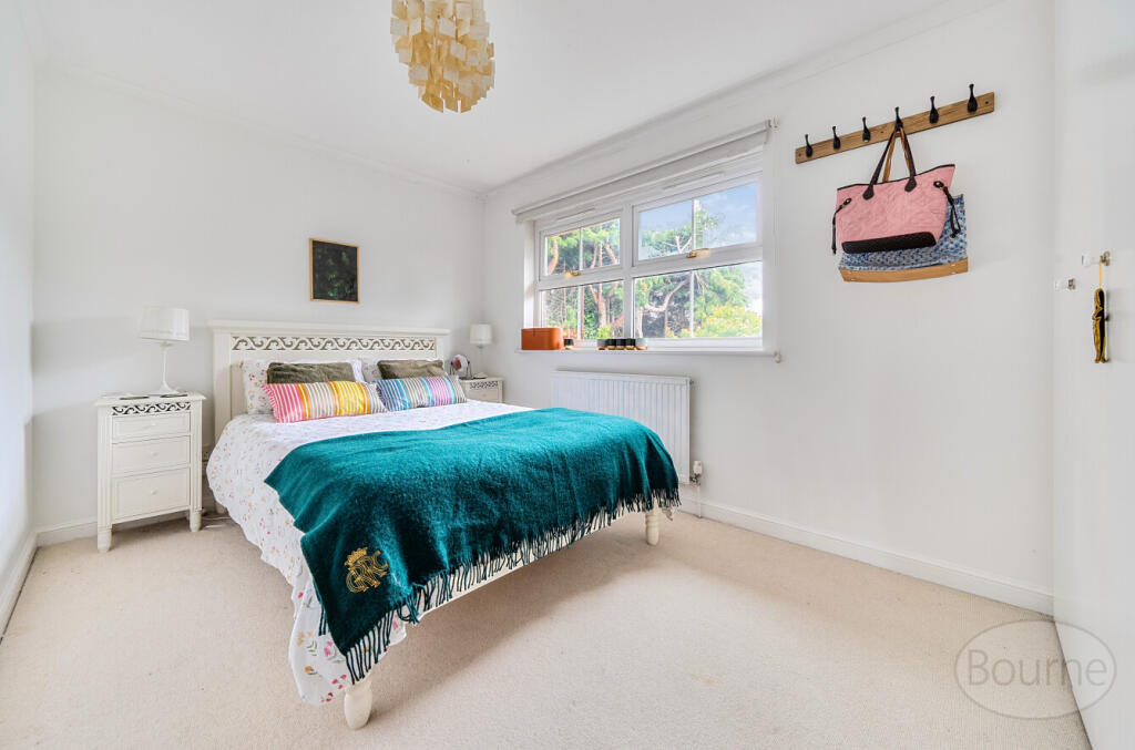 705f1e52-8701-4ab...