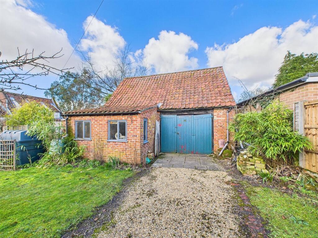 Outbuilding