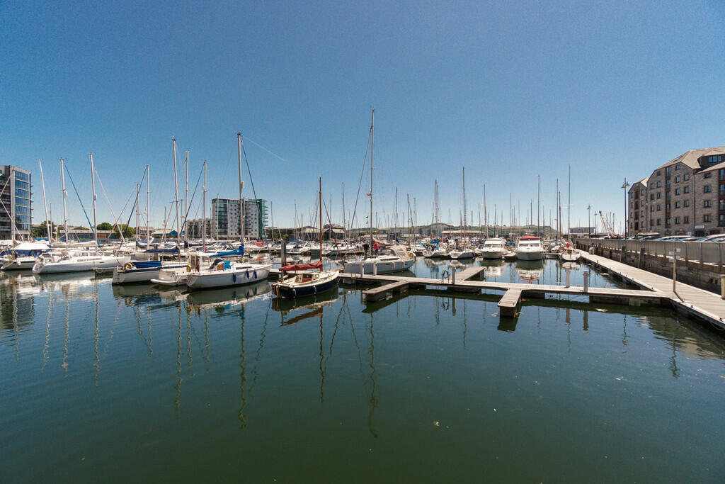 Nearby Sutton Har...