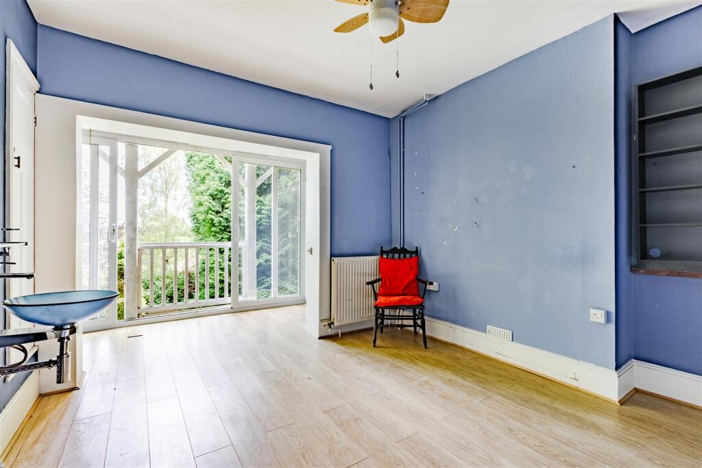 Reception/Sun Room
