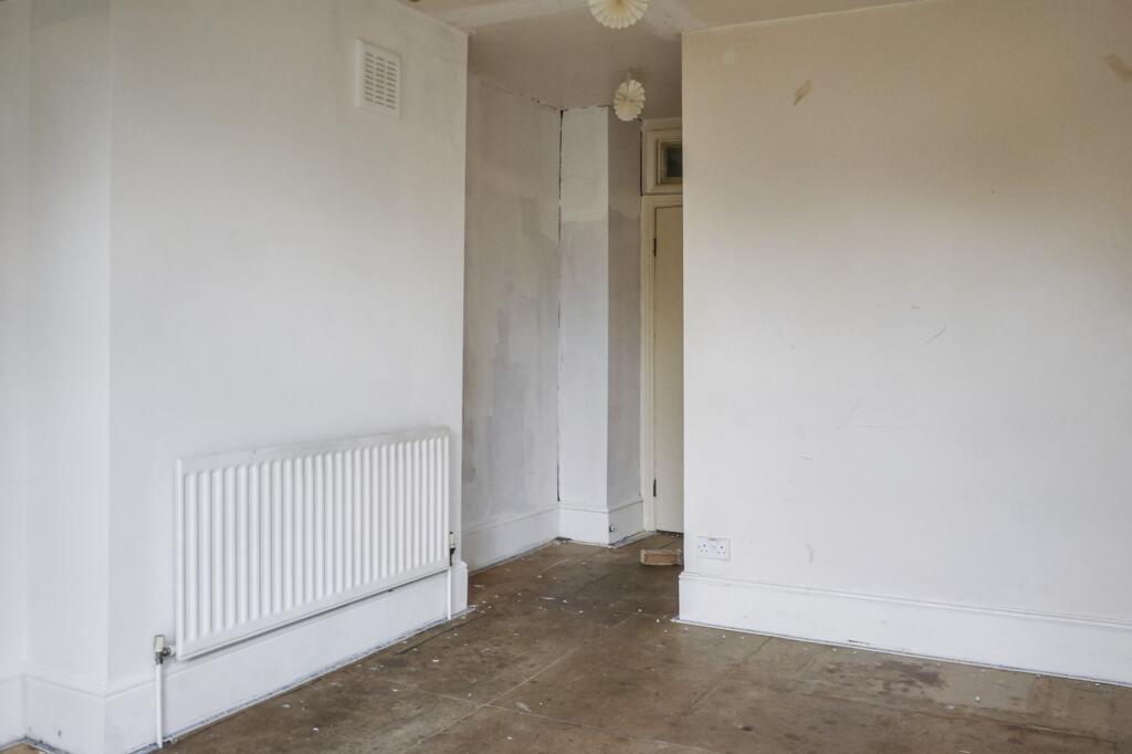 20C Tierney Road, Streatham Hill, London SW2 4QR