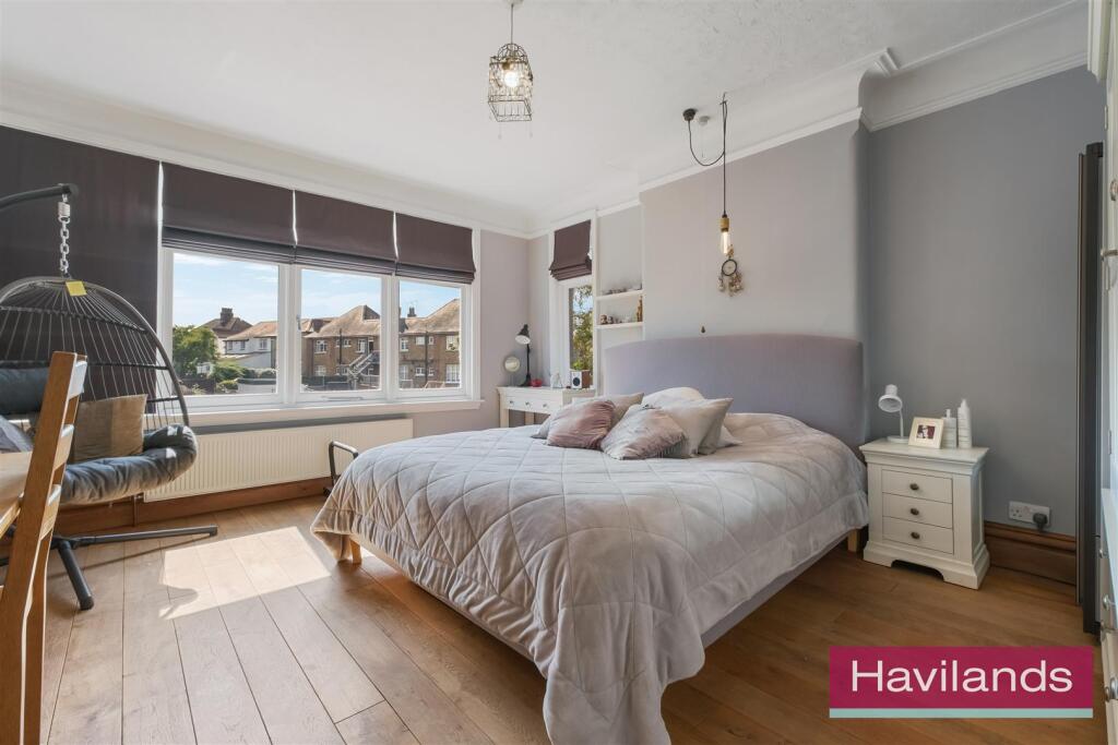 Green Dragon Lane-3.jpg