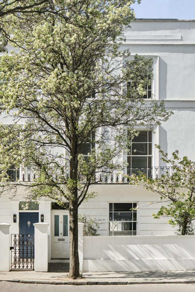 275033 - DGLA5035v2.jpg