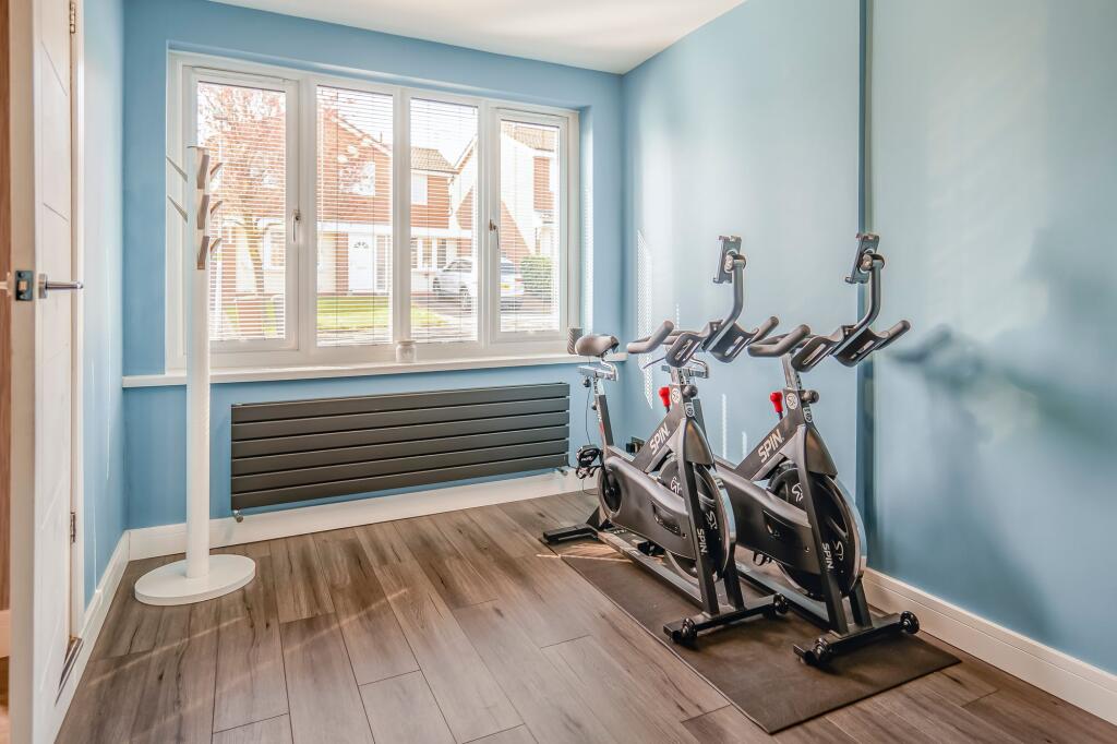 Gym - additional reception room