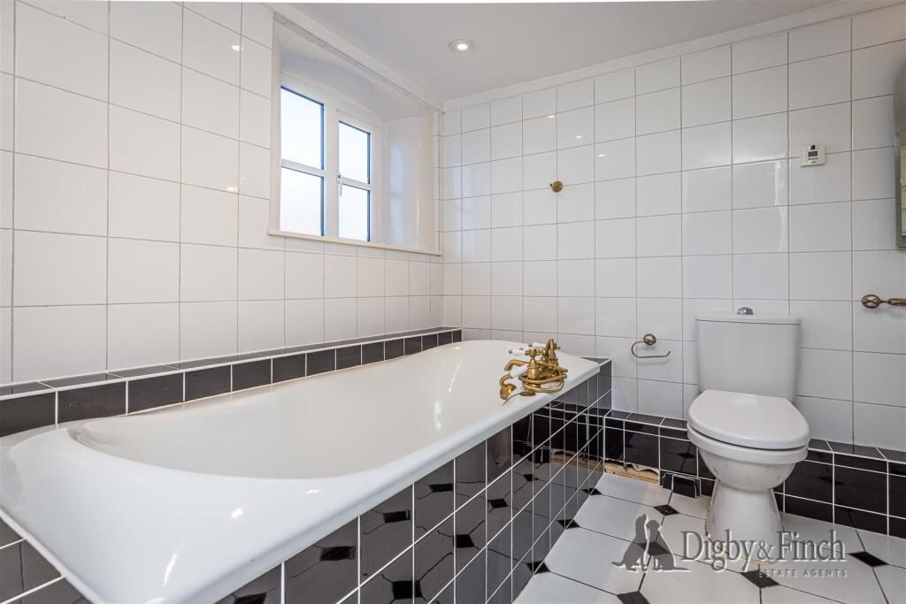 Primary Ensuite