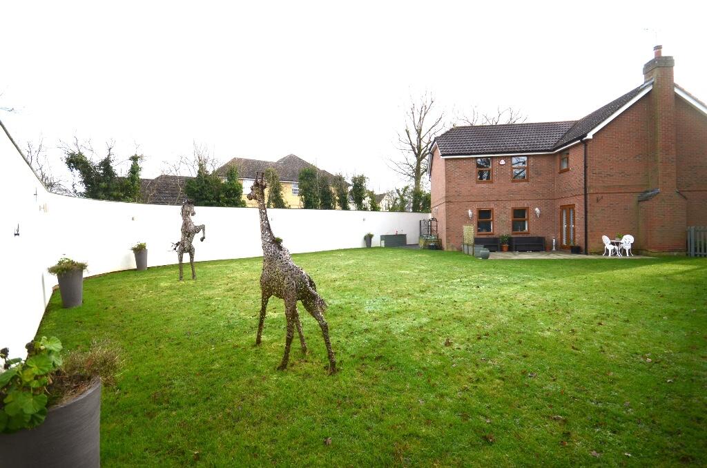 Sizeable garden