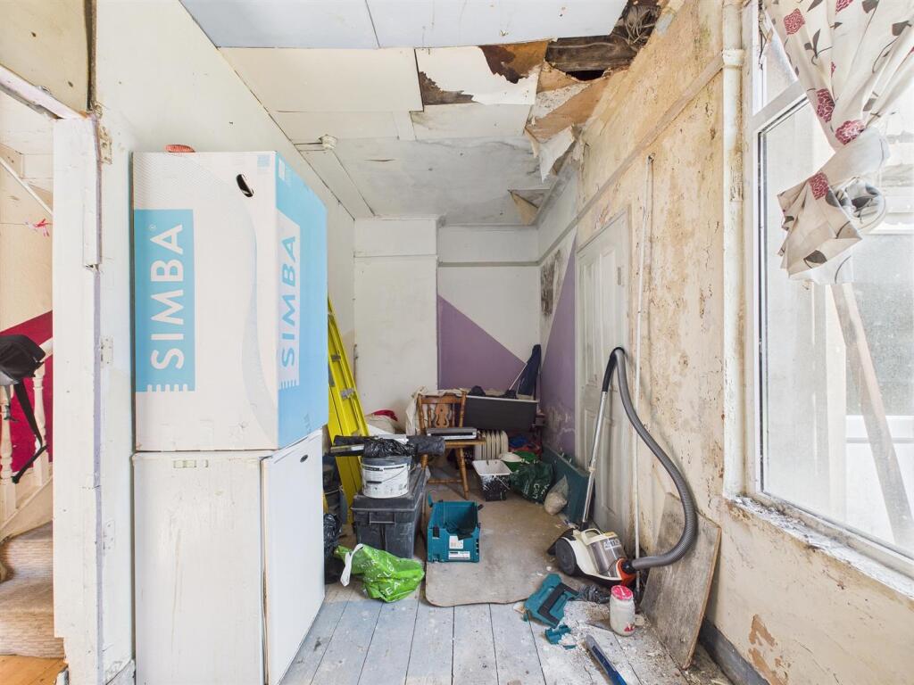 17 - Substantial House for Auction, Bishopston.jpg