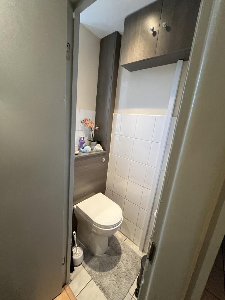 B21071750ad5b2dbc3d3095ef635cc6609ad6f2a_thmb_lg