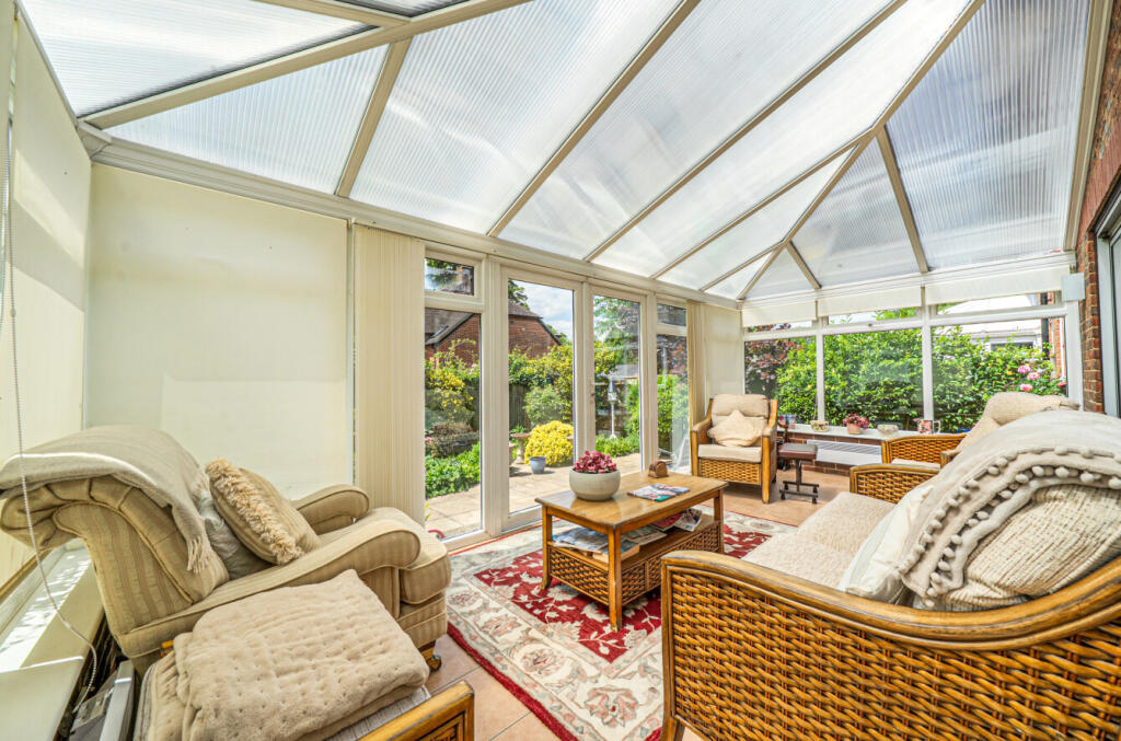 1-1303744-1-683d9...