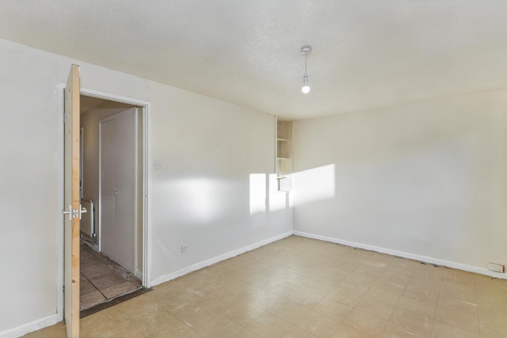 1 Sassoon Close, Wellingborough, Northamptonshire, NN8 3LR