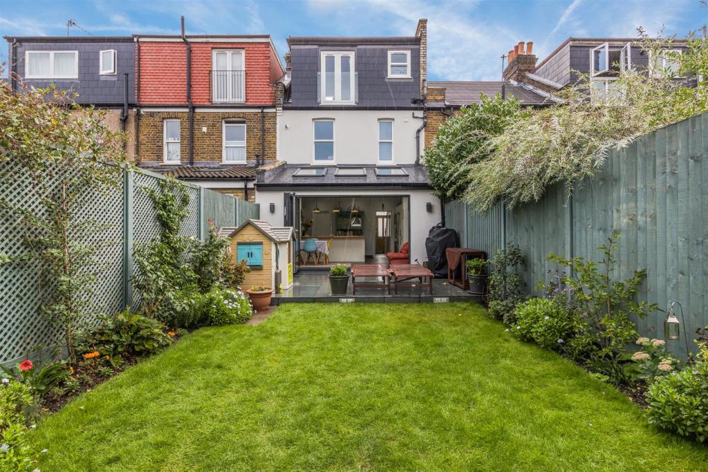West Facing Garden