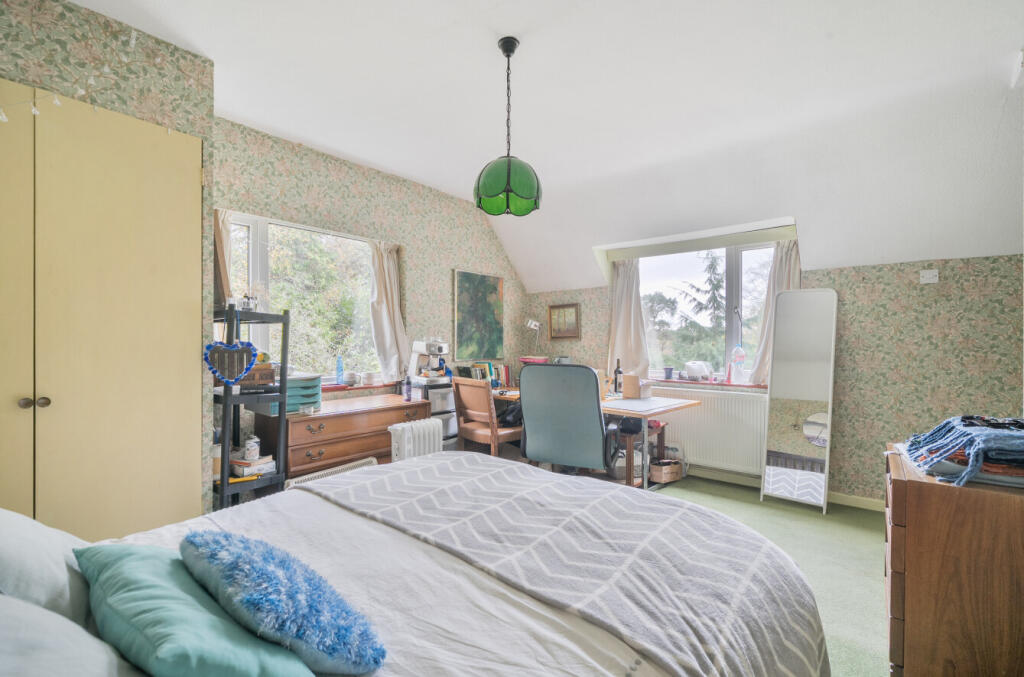 1376562-30-69137d...