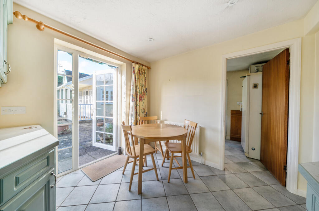 1393391-9-69453b4...