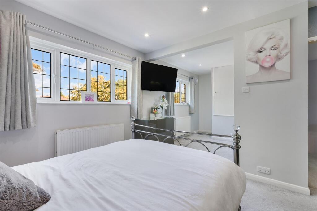 YEW TREE BOTTOM ROAD (3).jpg