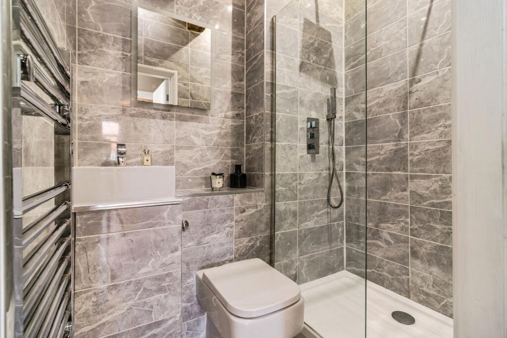 Ensuite