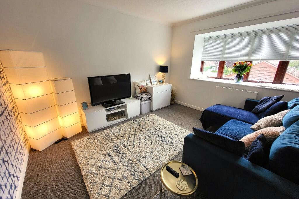 Sitting Area + Bay