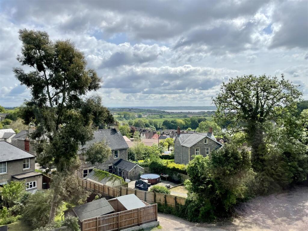 Second Floor Stairs and Galleried Landing