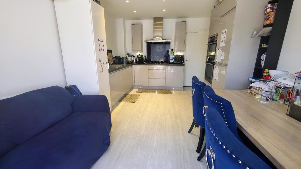 Kitchen diner