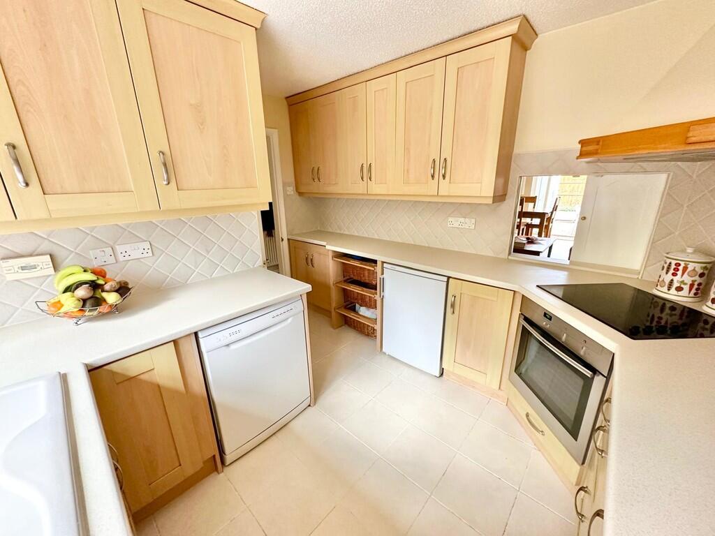 IMG-20250317-WA00...