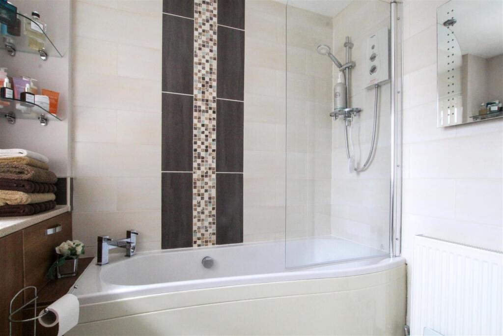 bathroom-2.jpg