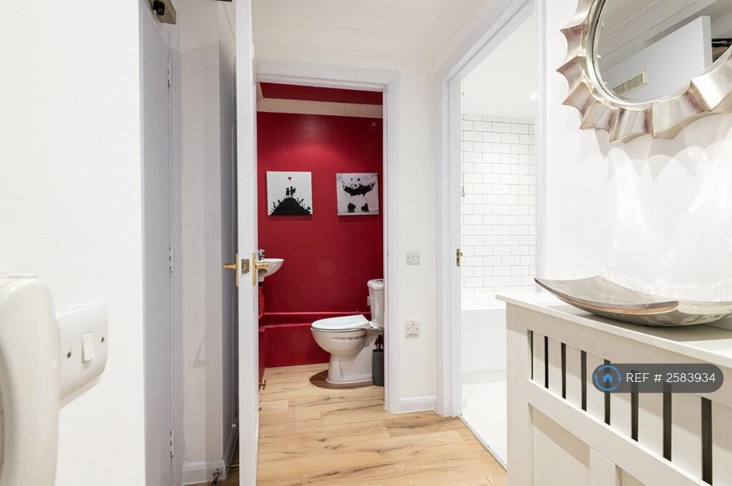 Separate Wc