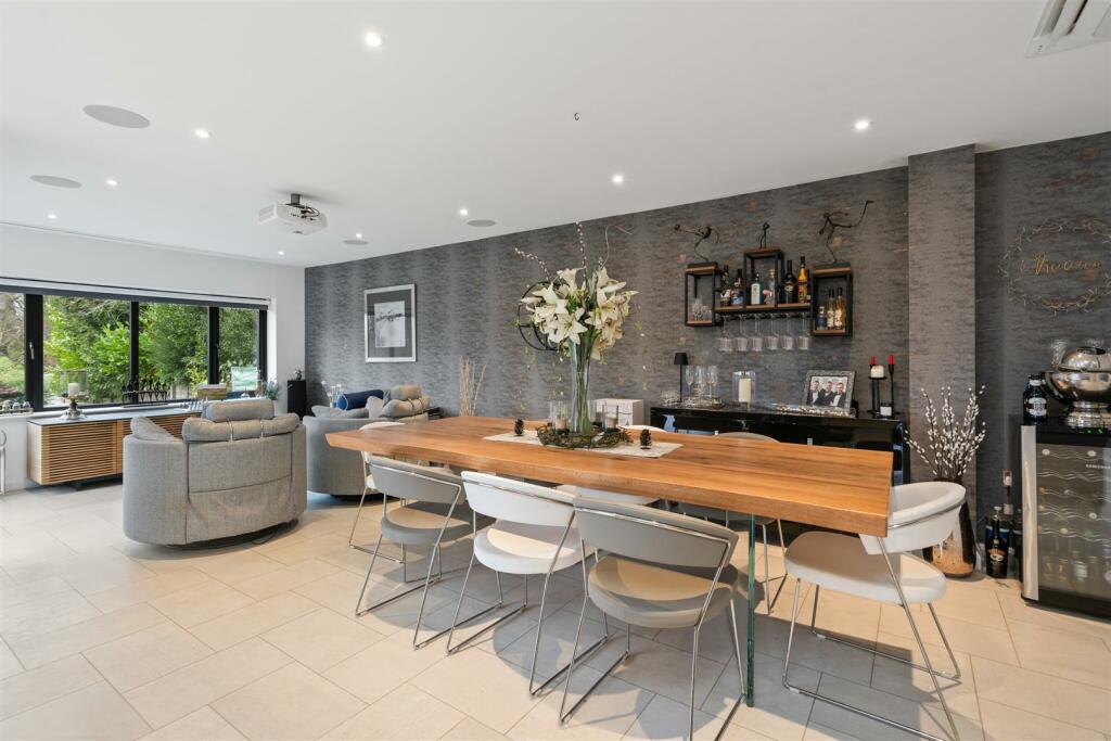 35 Park Avenue, Solihull_75.jpg