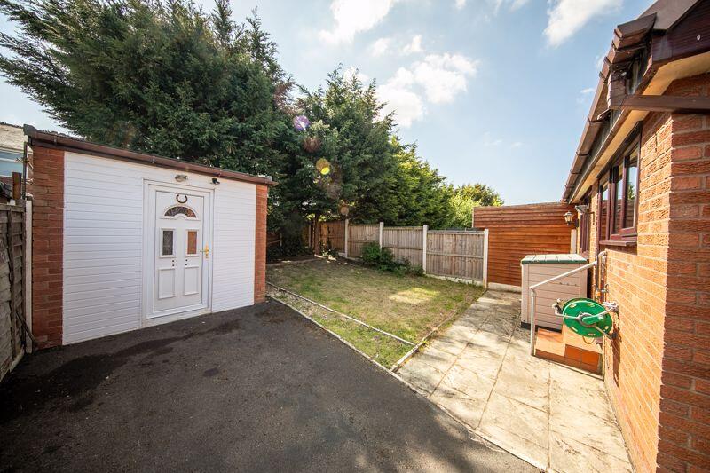 Private garden &amp; garden