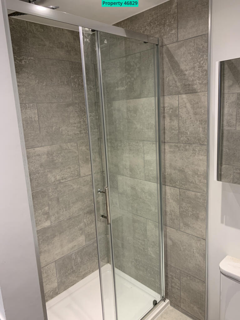 Shower en-suite