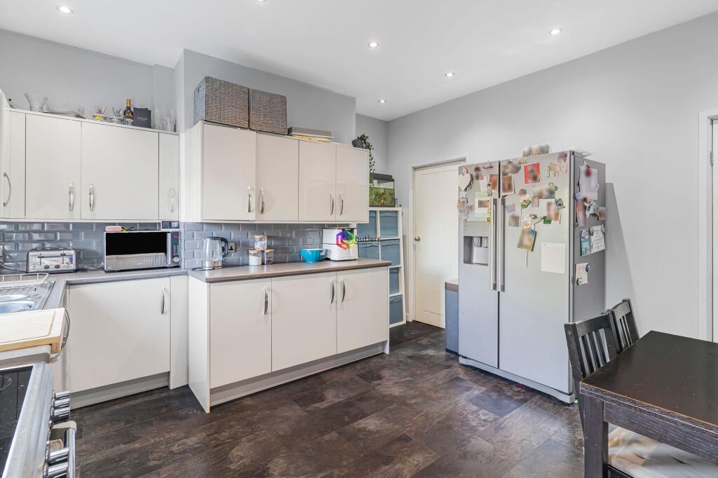 Kitchen / Dinder