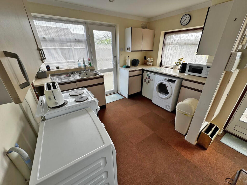 Kitchen (1)