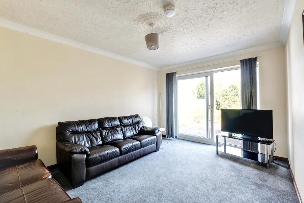 76 Cardigan Road, Bournemouth BH9 1BG