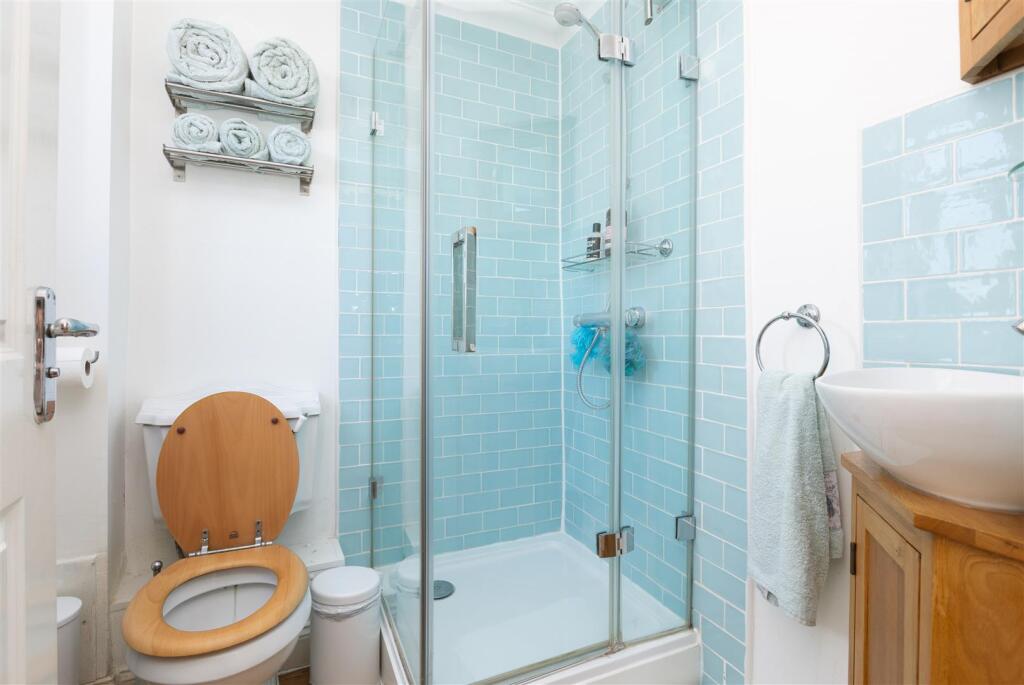 18 Morrello Gardens-3.jpg