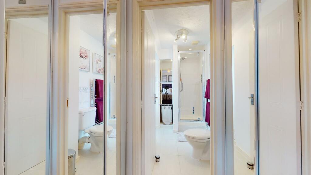DRESSING AREA