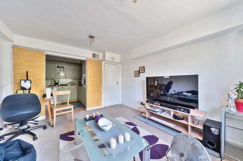 1312394-4-686277c...