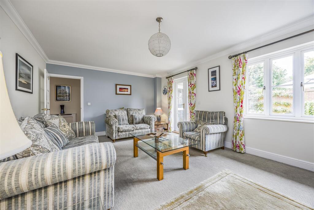 2 Clarendon Close, Denmead-PorticoMarketing-O'Hara