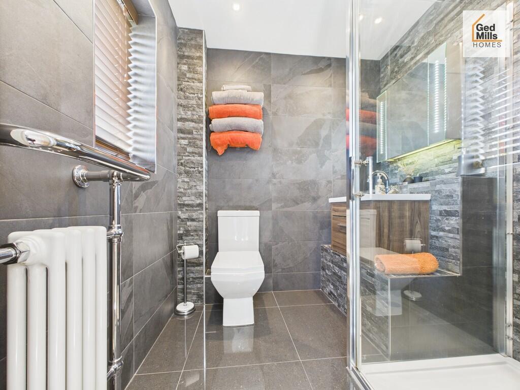 CAM04261G0-PR0086...